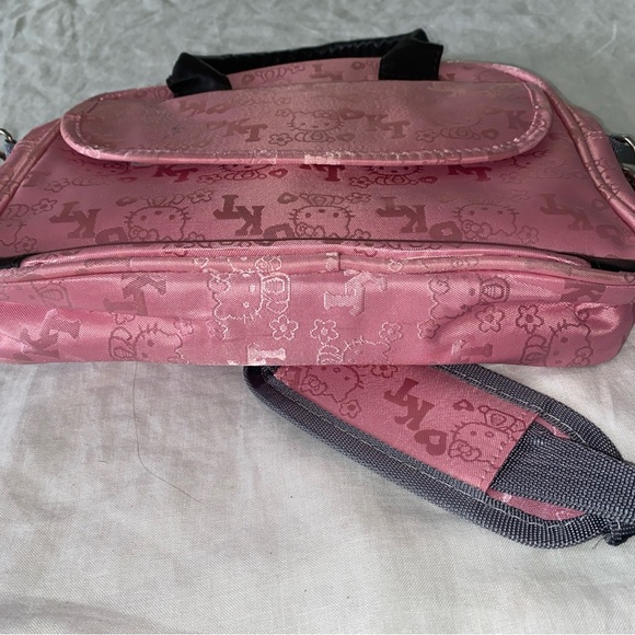 Hello Kitty Embossed Pink Crossbody Messenger Bag Laptop - Picture 10 of 10